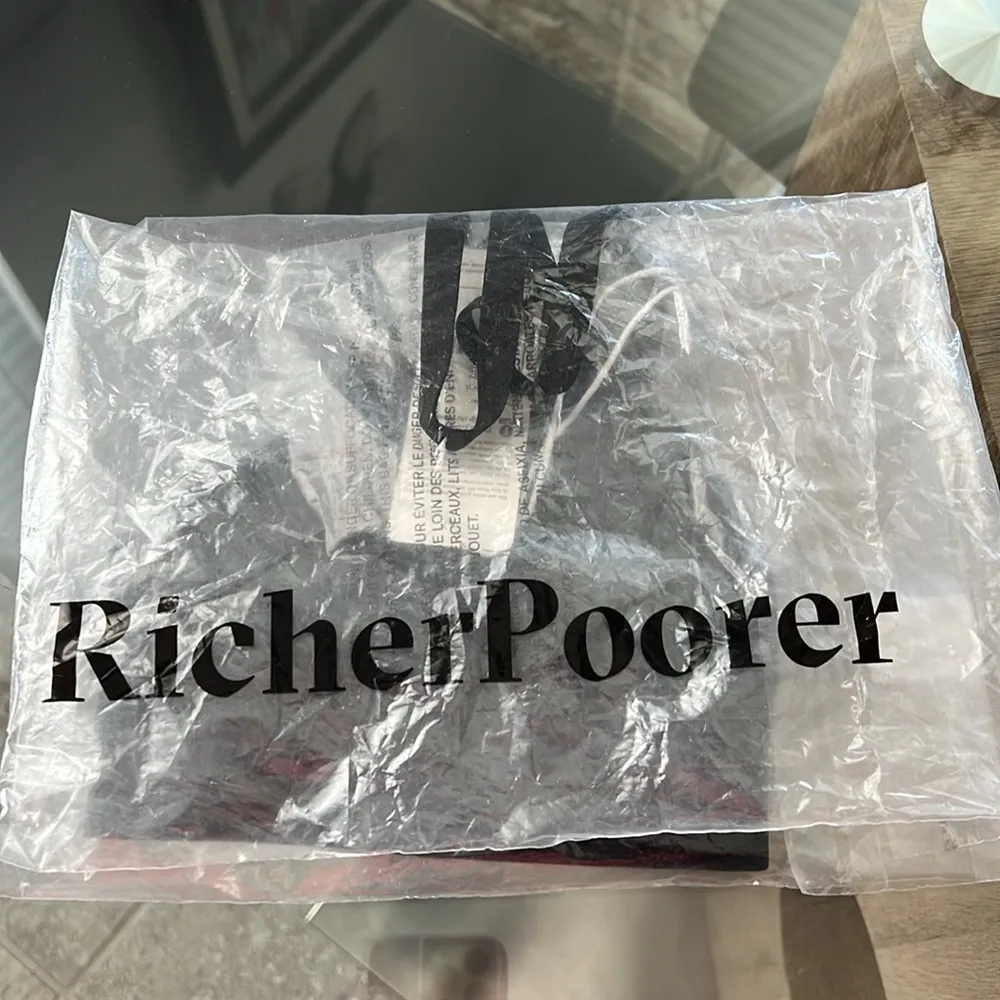 Richer Poorer Classic Triangle Bralette, Size L New w/Tag in Original Packaging - Image 8