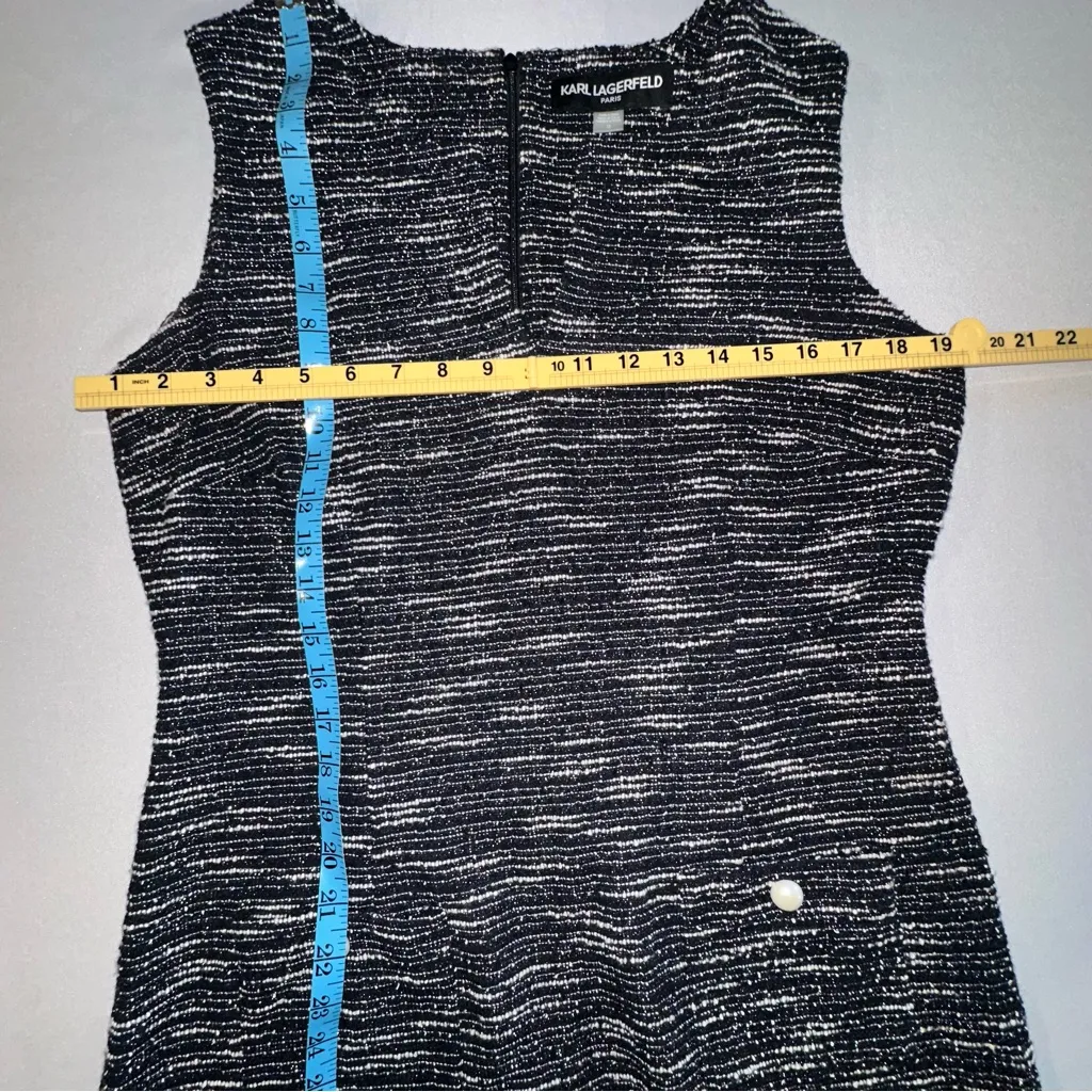 Karl Lagerfeld • Tweed Shift Dress Womens 12 Black White White Pearl Buttons - Image 14