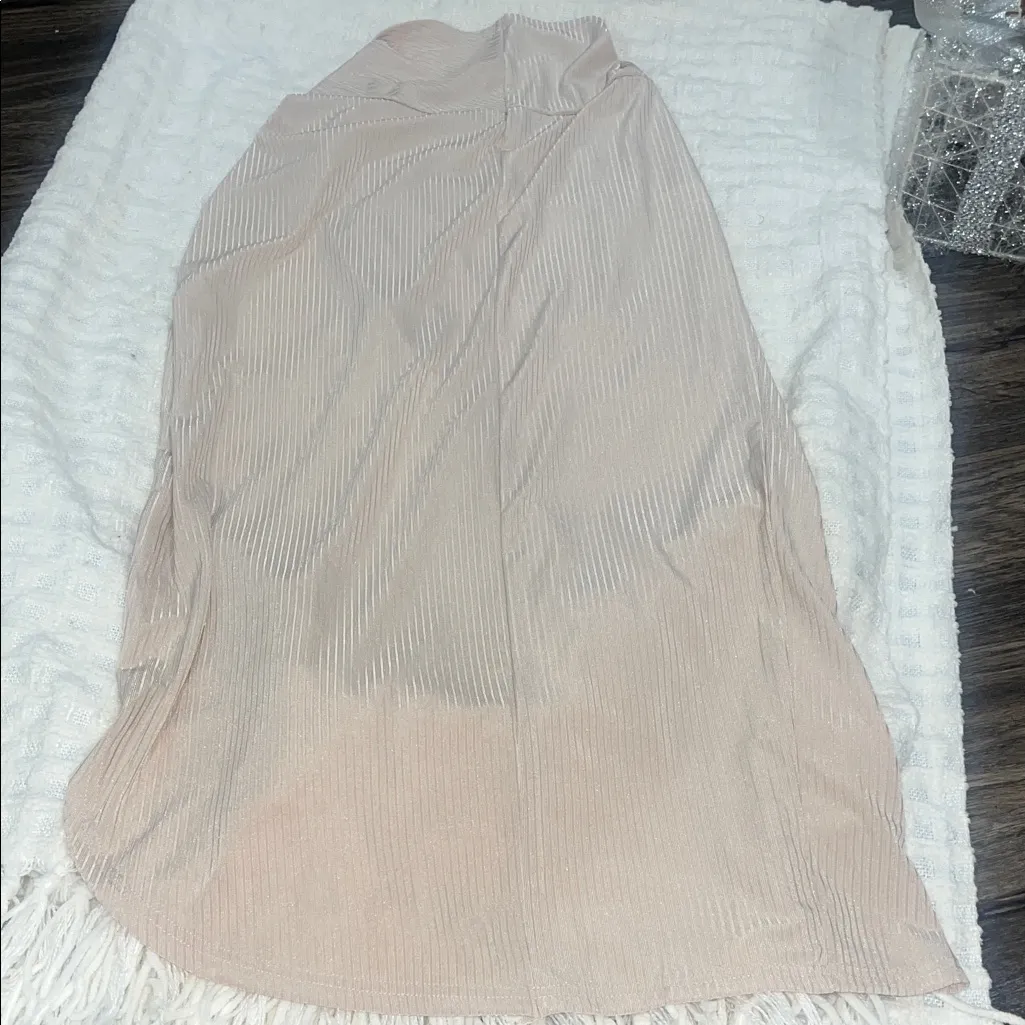 SHEIN Asymmetrical Cream Skirt - Image 2