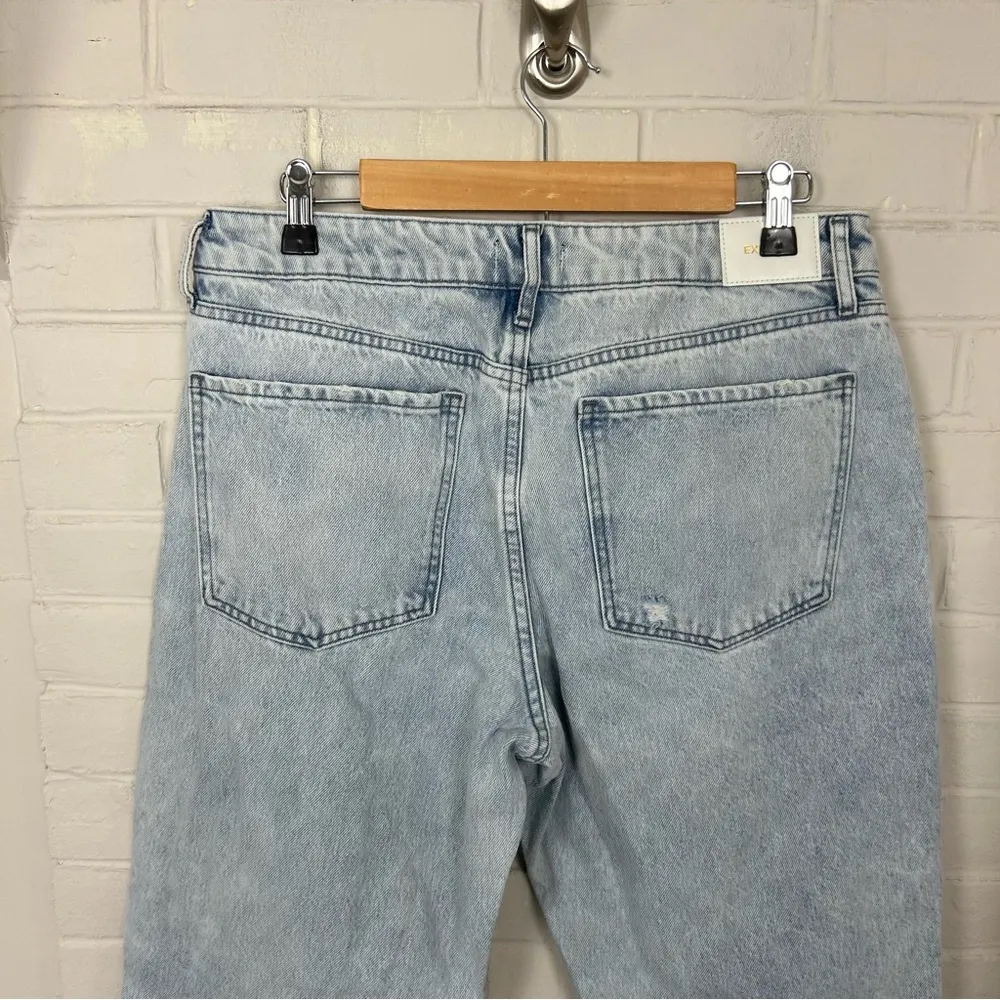 Express Boyfriend Mid Rise Distressed Jeans Size 10 - Image 8
