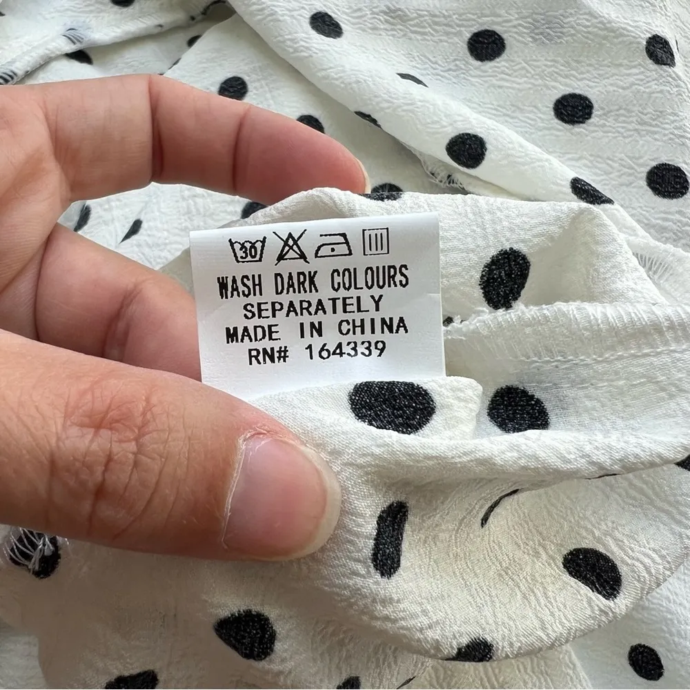 NWT Petal + Pup Tegan ruffle mini skirt polka dots size 12 white black - Image 12