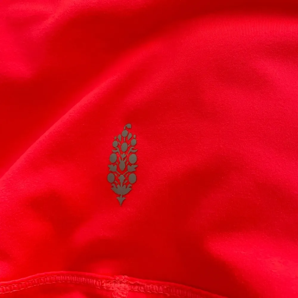 Free People Movement End Game 7/8 Leggings Small Bright Pink-Orange color - Image 4