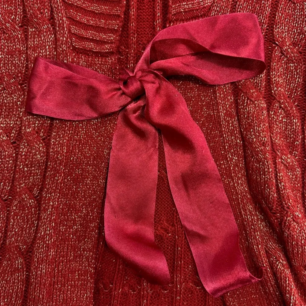 West End Red with Gold Filament Ribbon Tie Cable Knit Cardigan Size Medium - Image 7