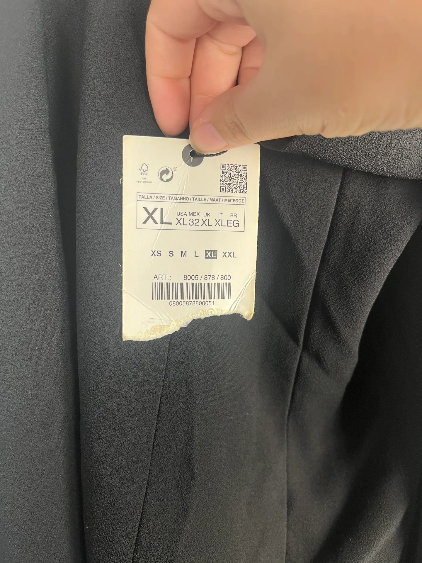 NWT  Black high waisted pleated shorts with side zipper size XL - Image 5