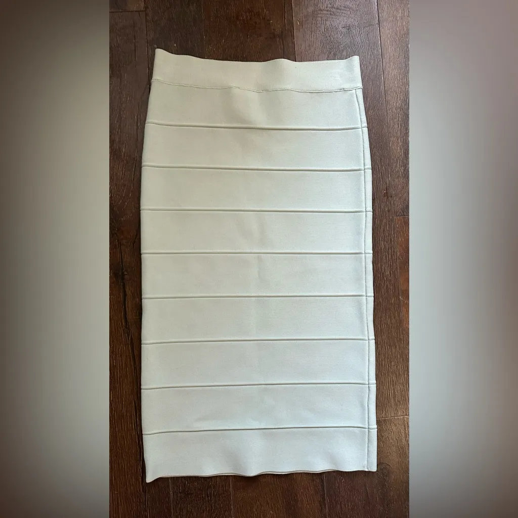 BCBG AZRIA AQUA MIST LEGER POWER PENCIL SKIRT LHL3C615/B83 SIZE S - Image 4