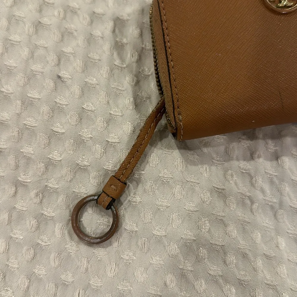 Tory Burch Robinson zip coin case - Image 4