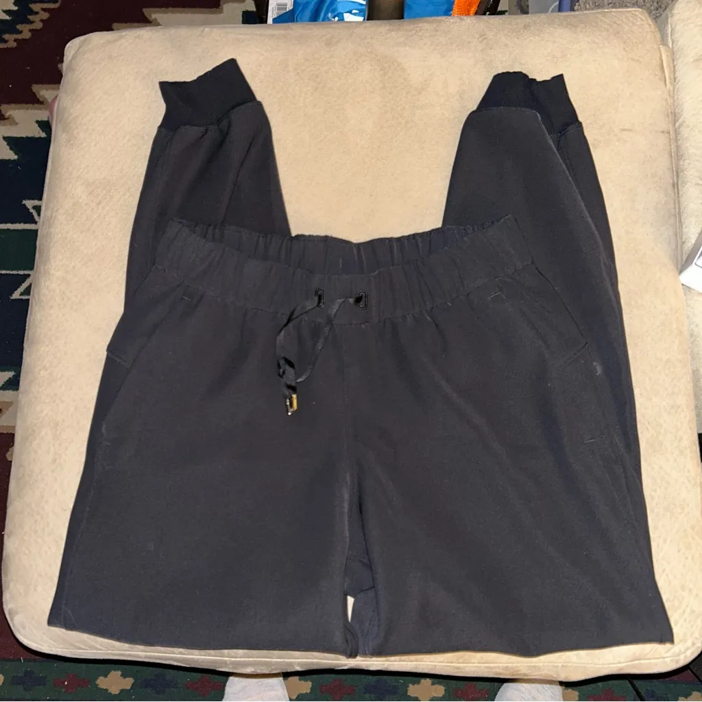 Lululemon On The Fly Jogger Black - Image 4