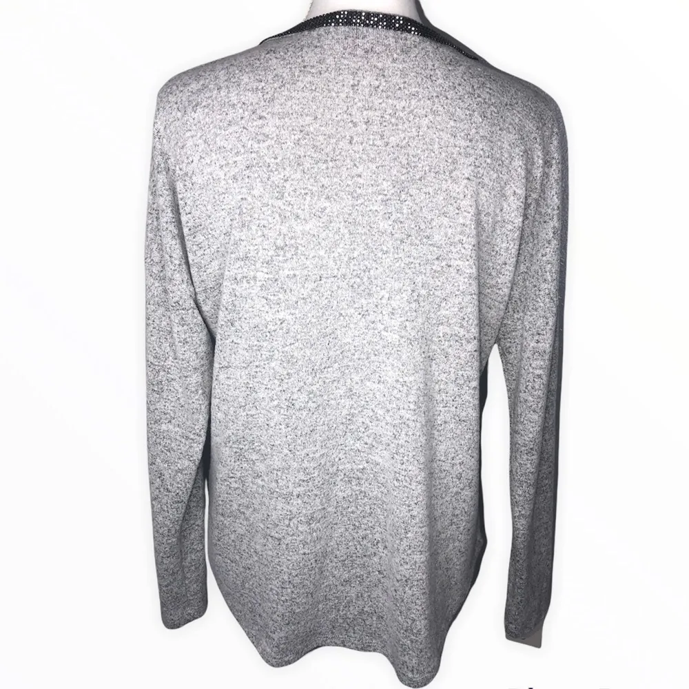 Jennifer Lopez Jeweled Grey Pullover Sweater - Image 3