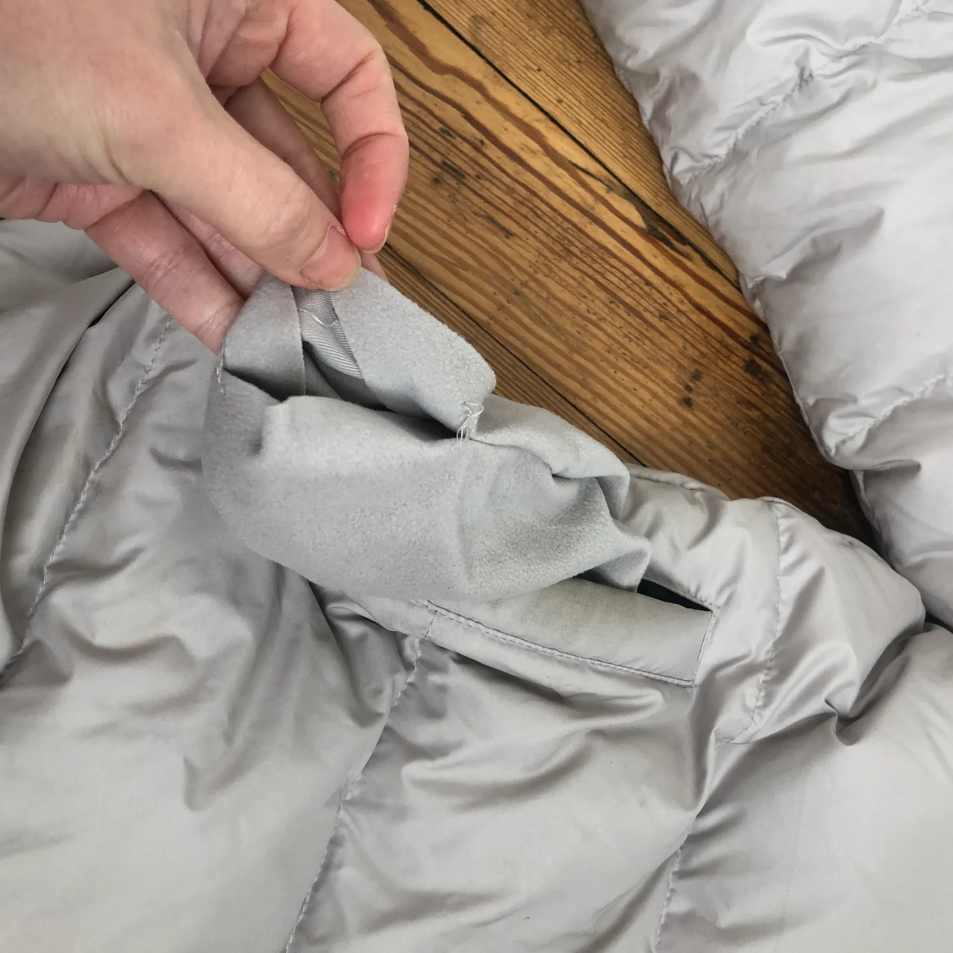 Aritzia Tna Super Puff Jacket Long - Image 4