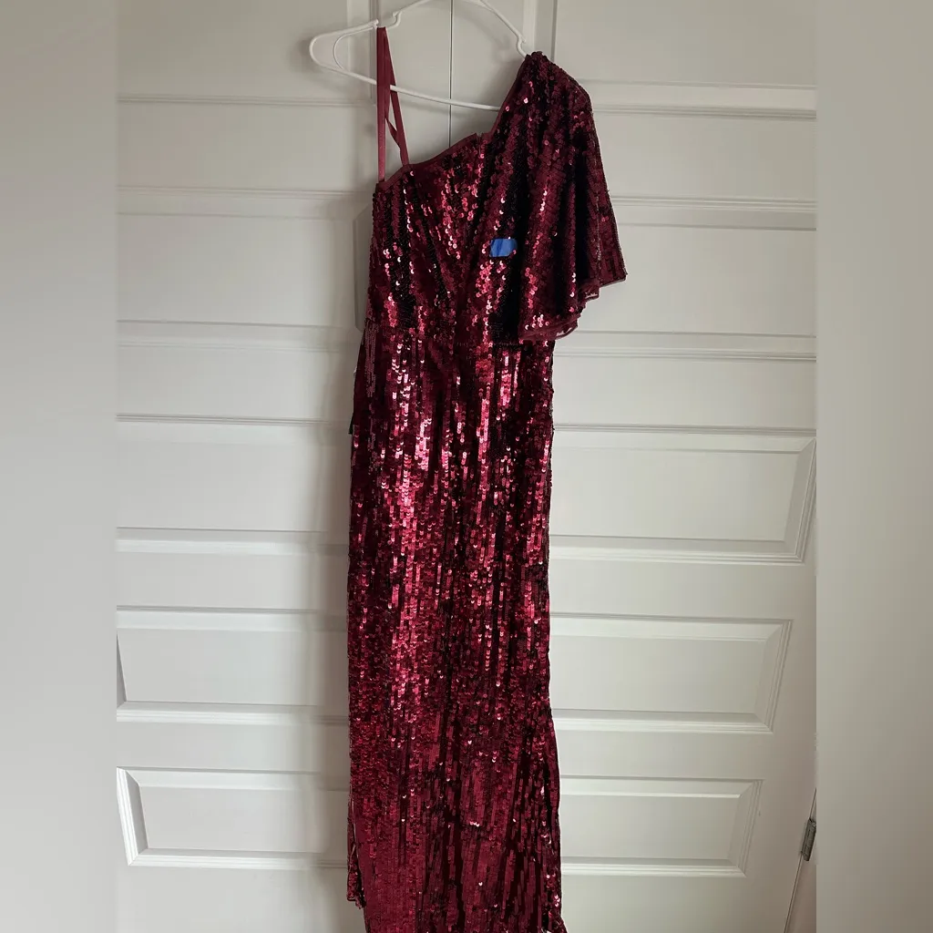 Mac Duggal 93540 Burgundy Embellished Cap Sleeve Cowl Neck Trumpet Gown 10 NWT‎ - Image 9