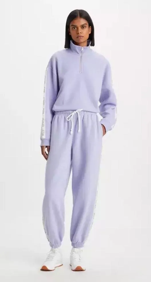NWT Levi's  Graphic Minimal Taping Laundry Sweat Pants Lilac XXL - Image 4