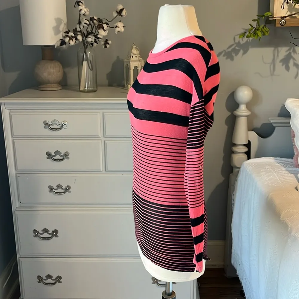 Rebellious One Knit Long Sleeve Pink Black Striped Top Oversized XS Stretchy - Image 4