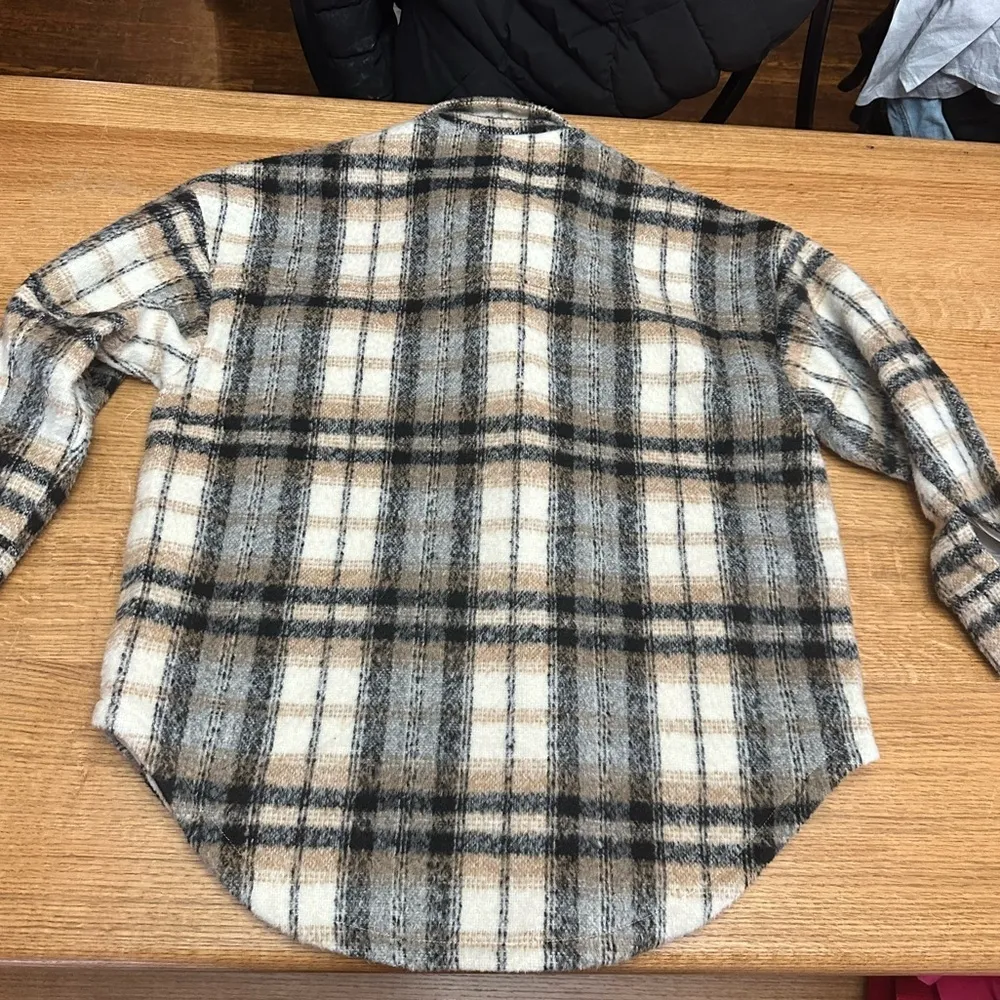 Good American NWOT plaid button down shacket size 1/2, 1X/2X, 26” p2p - Image 3