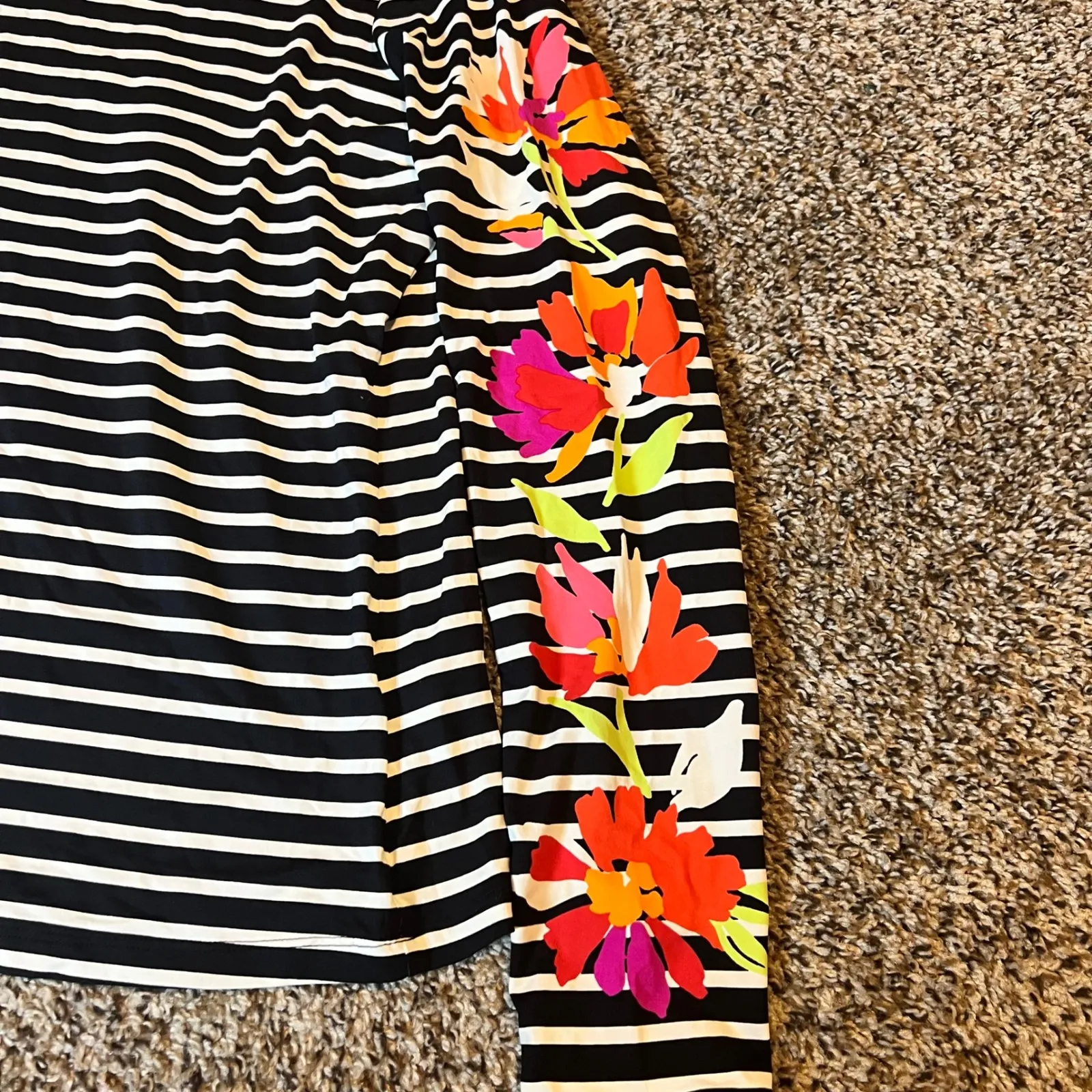 Lands End Striped Floral Long Sleeve T Shirt Women Size Medium - Image 2