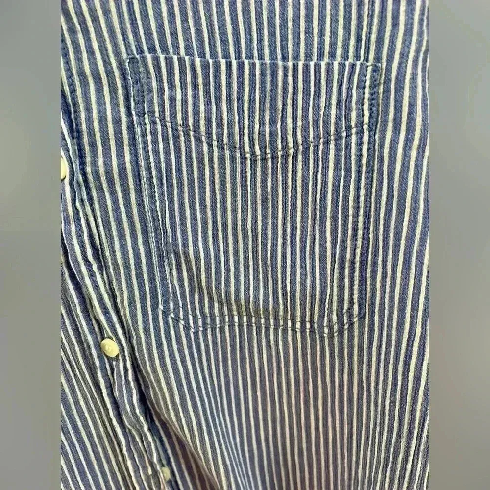 H&M Linen Pinstripe Button Down Shirt(Size XS) - Image 6
