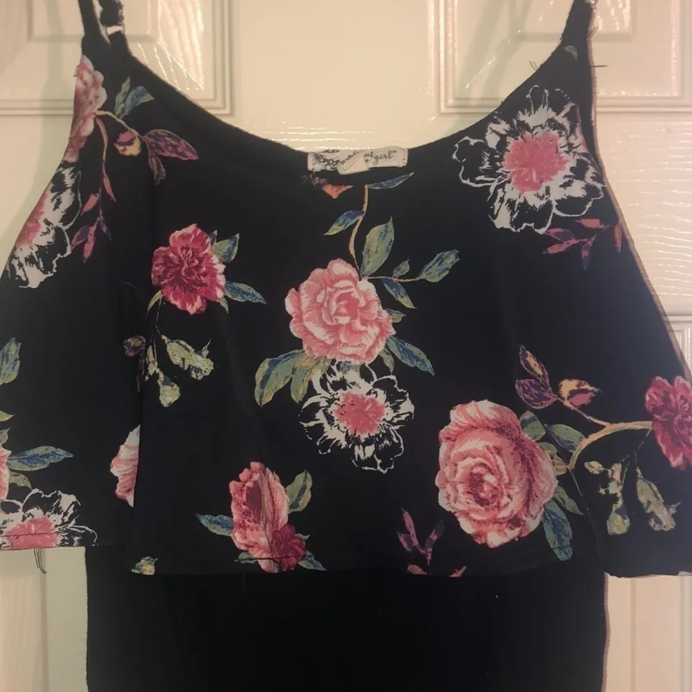 About a Girl Black body suit w/ floral - flaw - Image 3