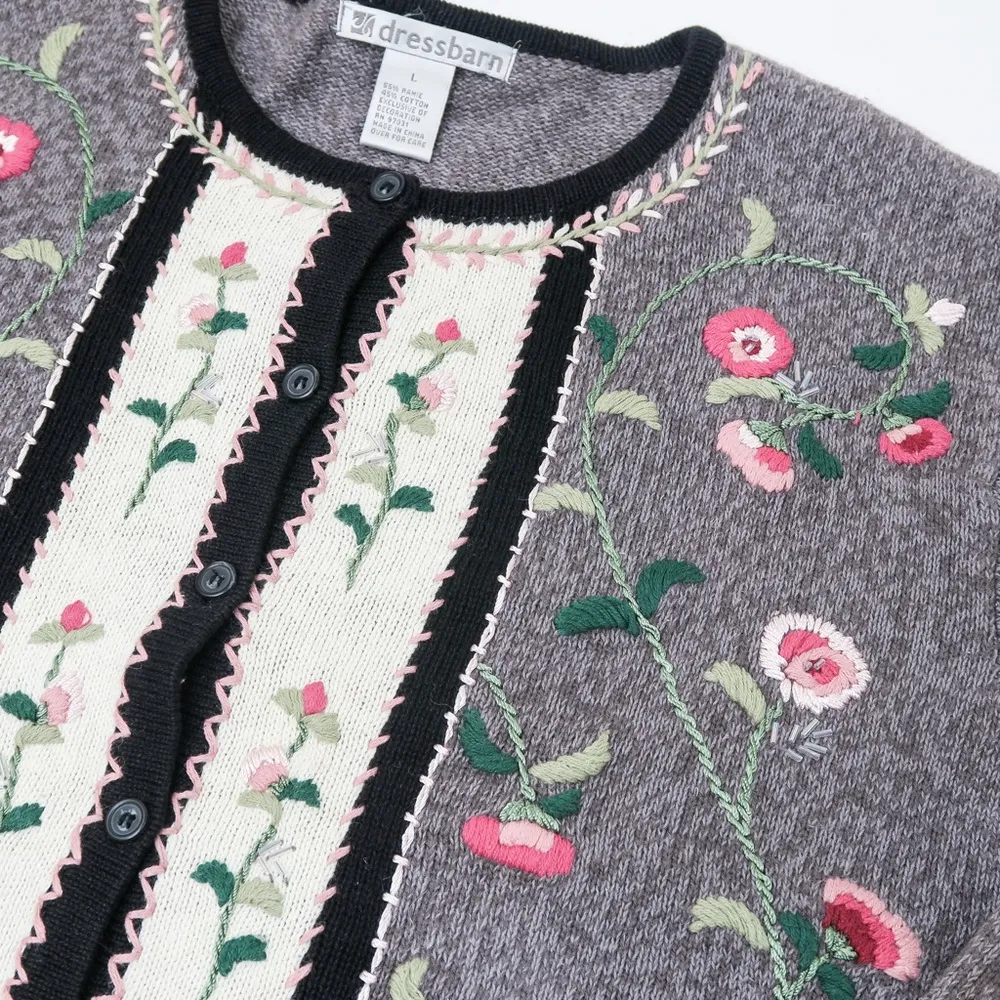 Vintage 90s Dressbarn Cottagecore Floral Cardigan Sweater - Image 4
