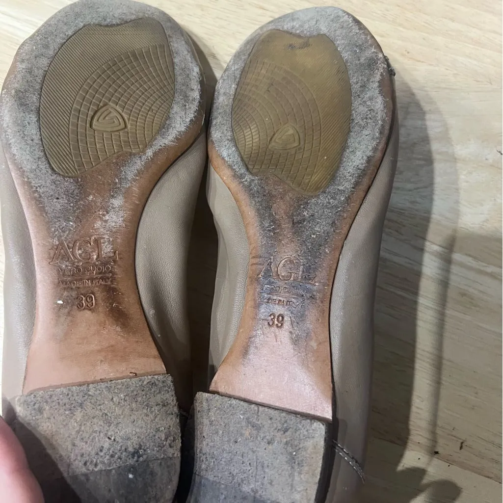 AGL flats ballerina with buckle tan size 39 - Image 9