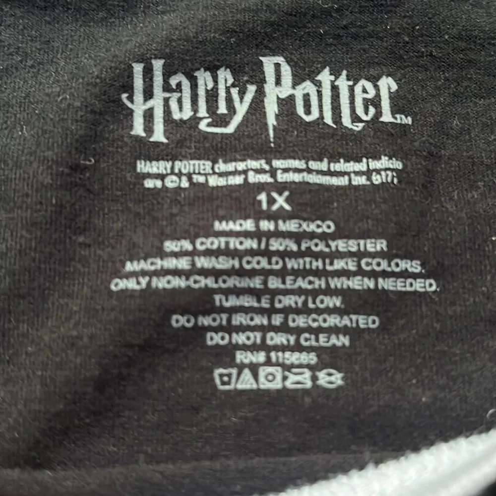 shirt in 1X. GUC. - Image 2