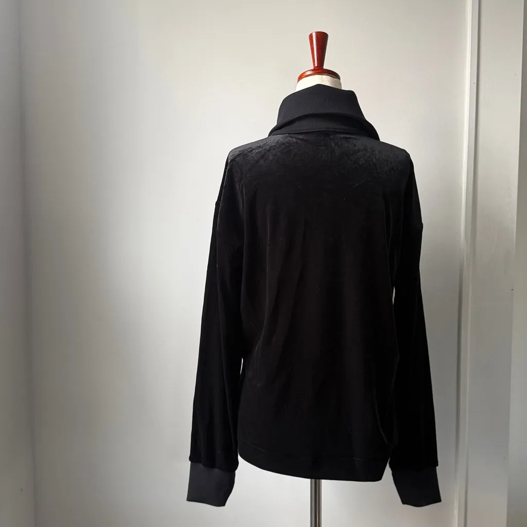 SPANX Black Velour Women’s '1/2 Zip Sweater size Medium Fumnel Neck Relaxed Fit - Image 2