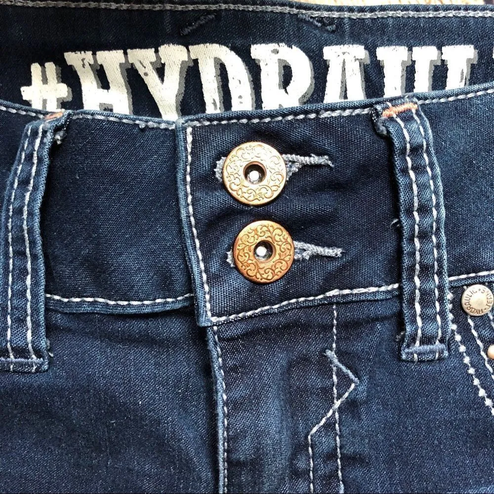 Hydraulic Tyra 2.5 Cuffed Denim Shorts - Image 2
