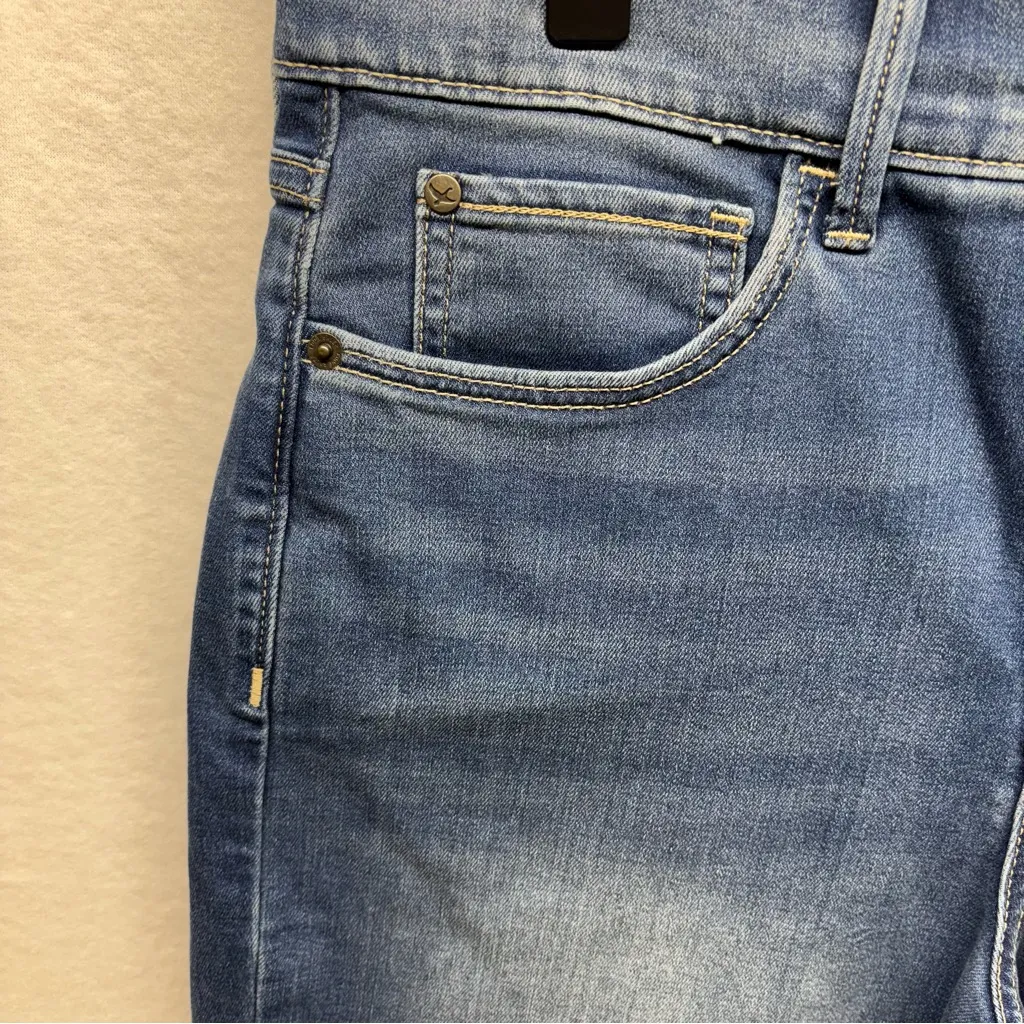 Eddie Bauer Blue‎ Cropped Jeans - Image 3