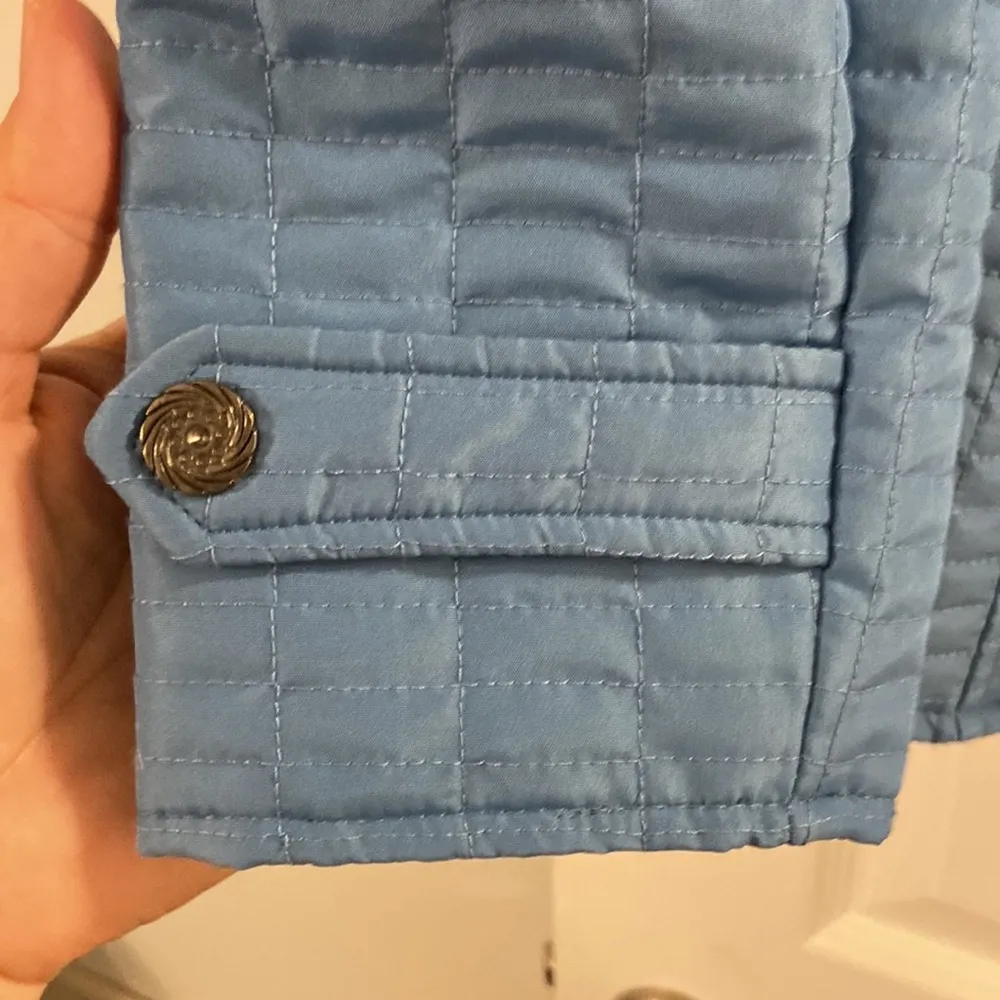 The TOG Shop Quilted Jacket color blue excellent condition size M Size M - Image 5