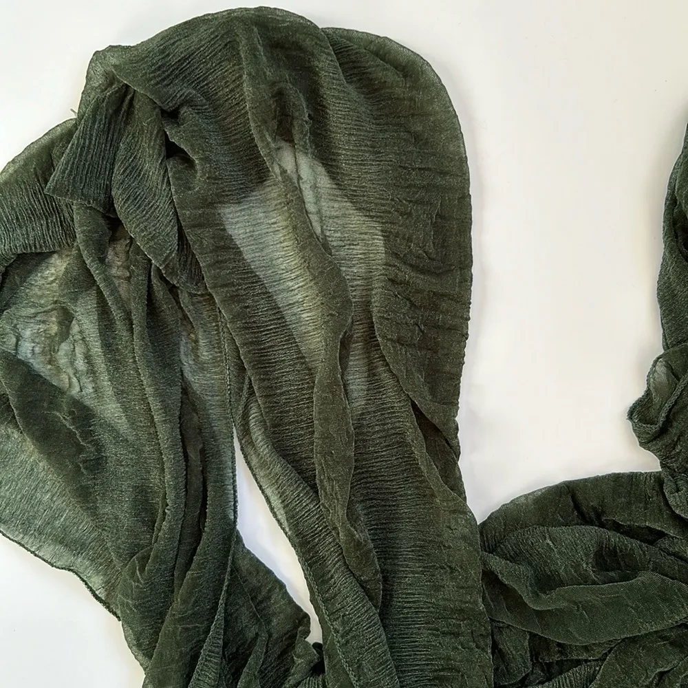 Silky grey/green scarf - Image 4