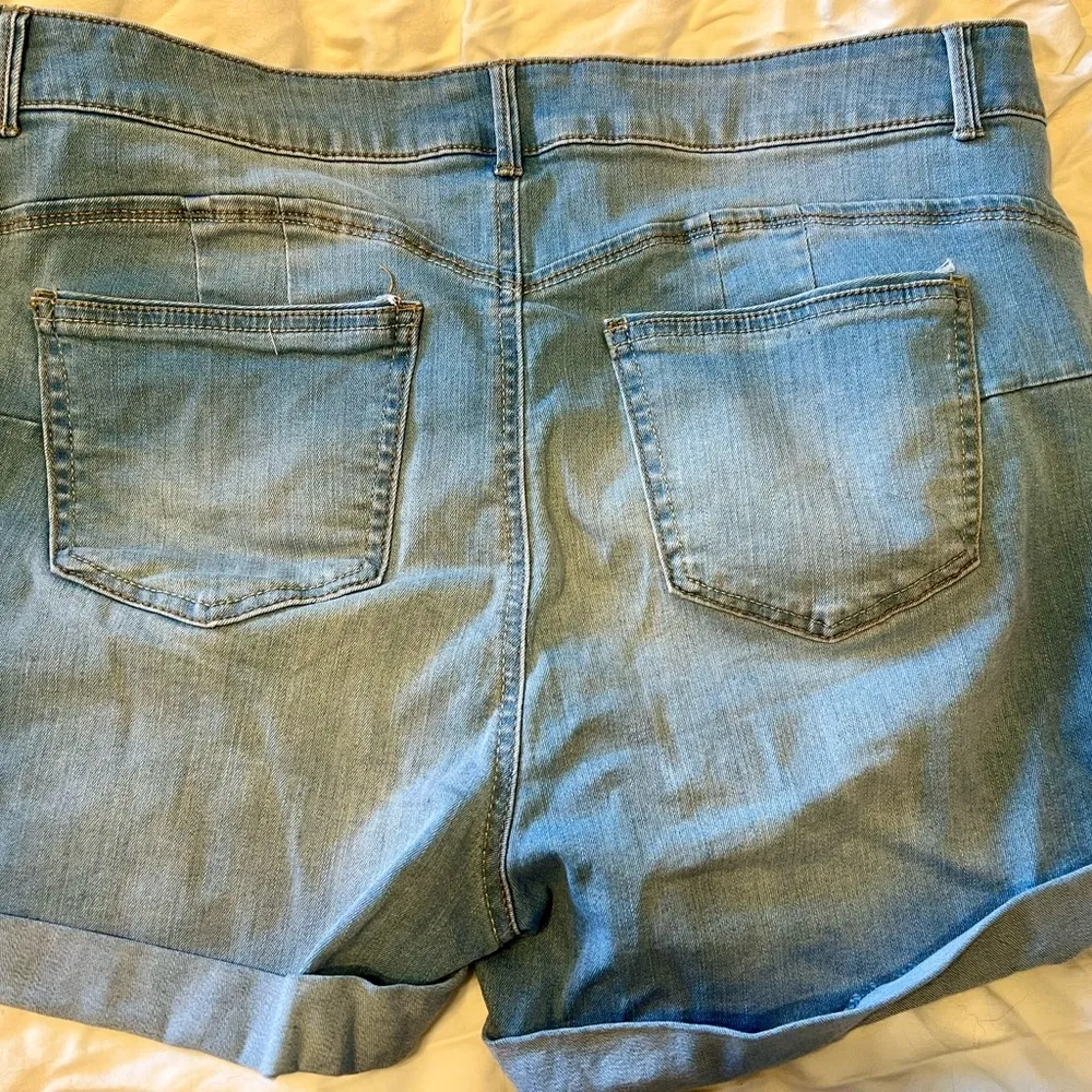 Wax Jean Women's Blue Denim Shorts - Image 2