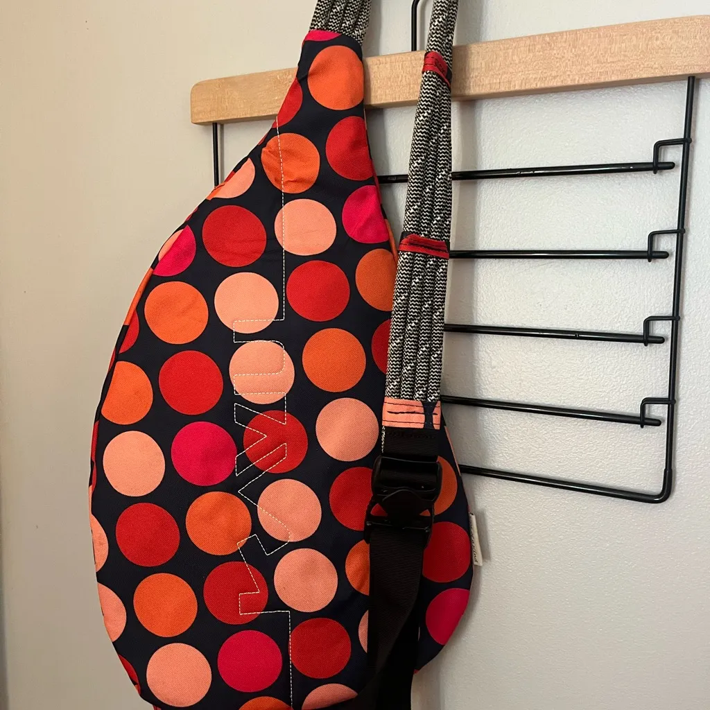 NWOT KAVU One Of A Kind “Got Dots”‎ Rope Sling Bag - Image 2