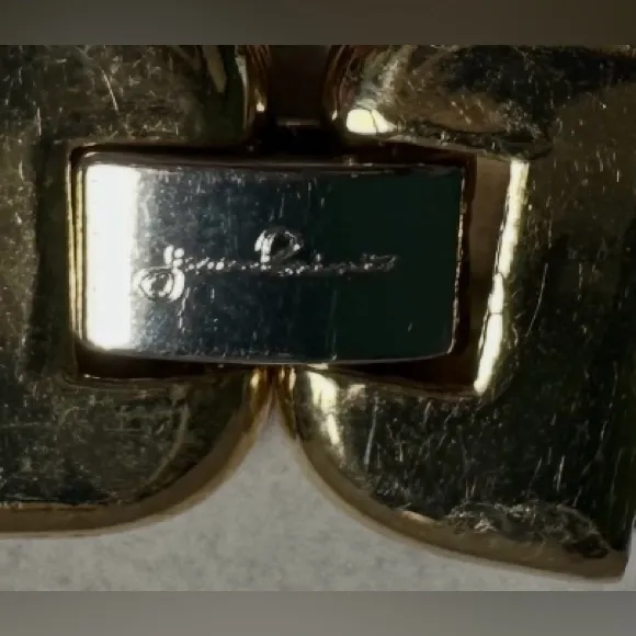 Elegant Gold and Silver Necklace - Image 12