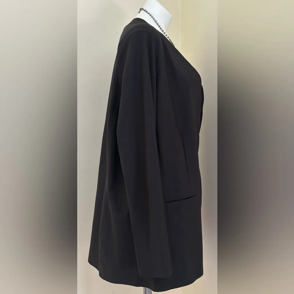 Athleta Classic Black Blazer Avenue 1 snap button eurolux Stretchy Fabric Sz 20 - Image 2