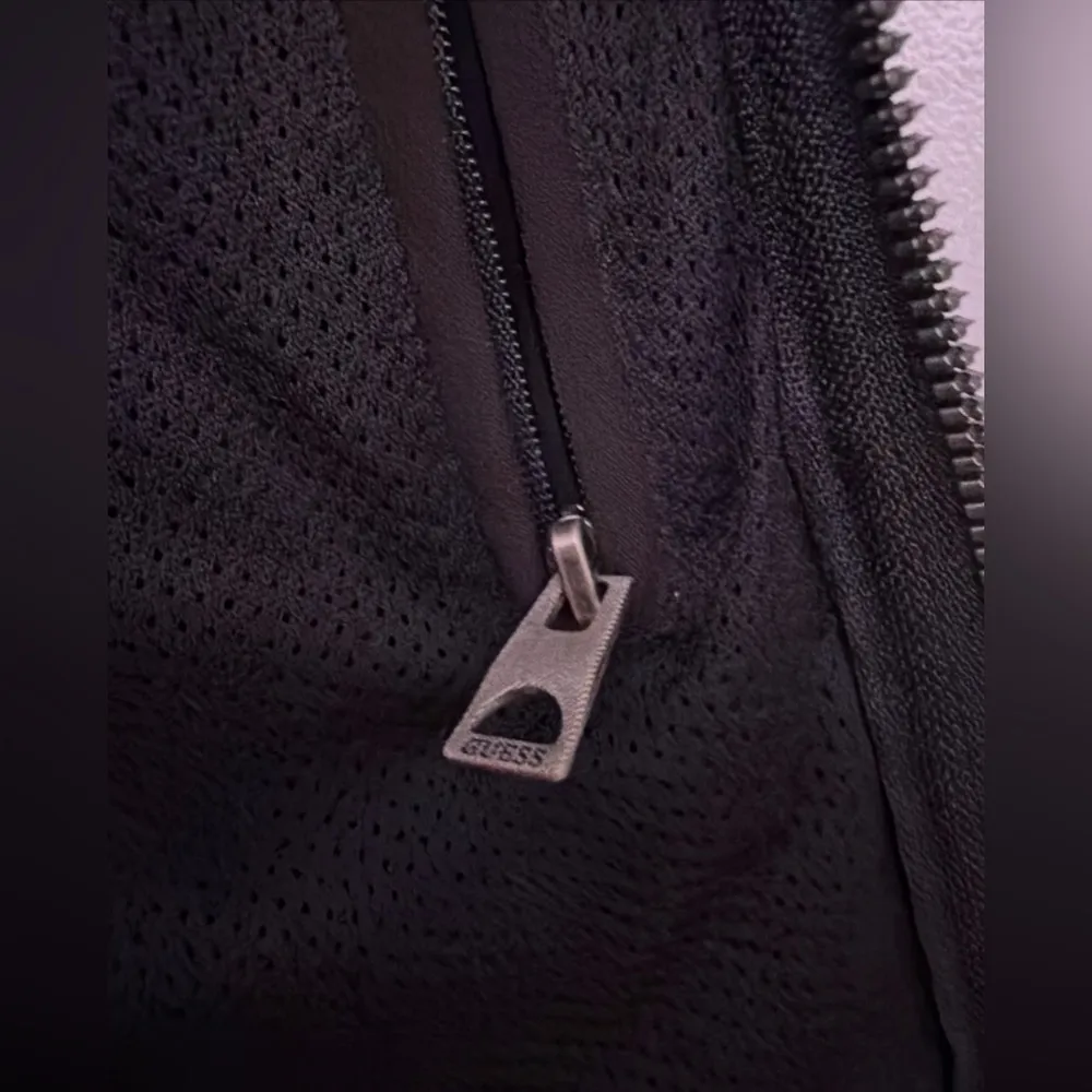 Guess Jacket For Men  Size Xs - Image 5