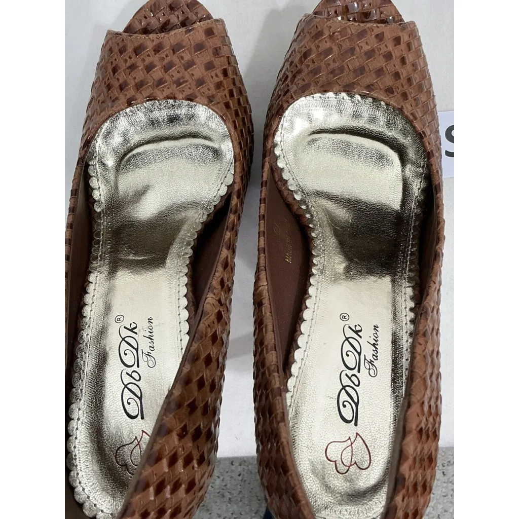 Womans Db Dk Fashion Robby Brown Peep Toe Platform Party Shoes Size 8 - Image 6