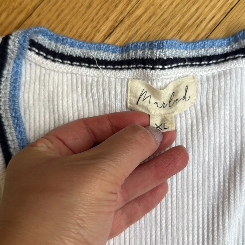 Marled Button Front Cardigan XL, White Knit Sweater with Blue Trim, Preppy - Image 2