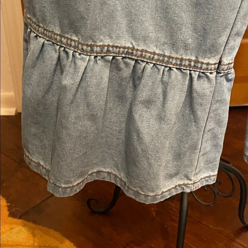 🐶🐶🐶BOGOHO 🐶🐶🐶Light Blue Women's Chambray Jeans with Ruffle Hem Size 10 - Image 6