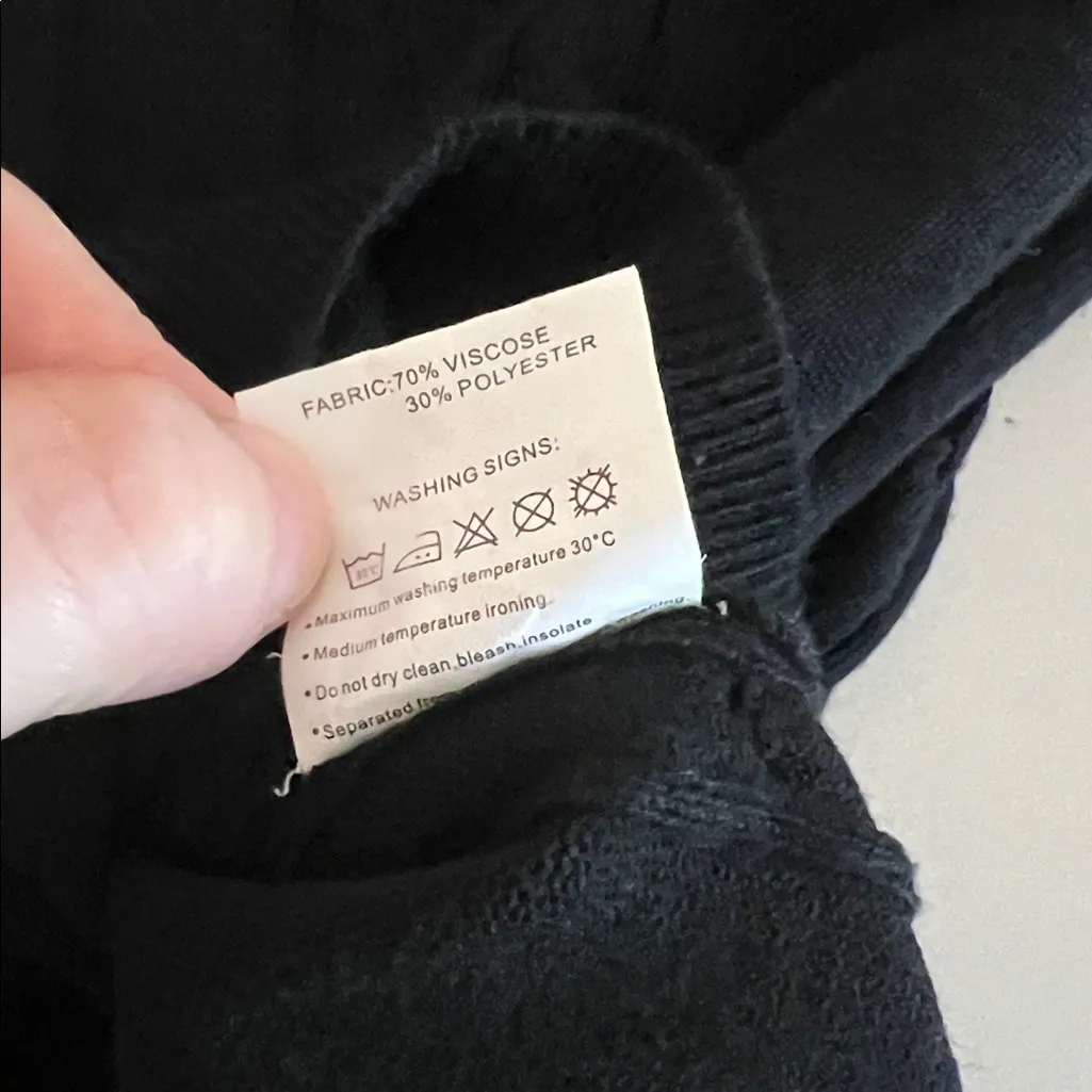 Urban Coco Cable Knit Short Sleeve Cardigan Black Size Medium - Image 6