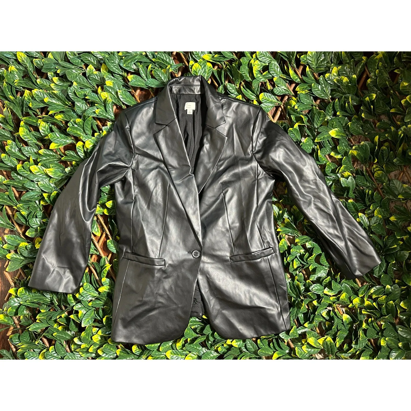 A New Day Black Faux Leather Blazer Jacket Size Large - Image 4