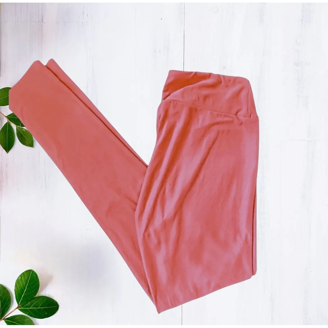 LuLaRoe  Classic Leggings Dusty Rose Pink One Size OS - Image 3