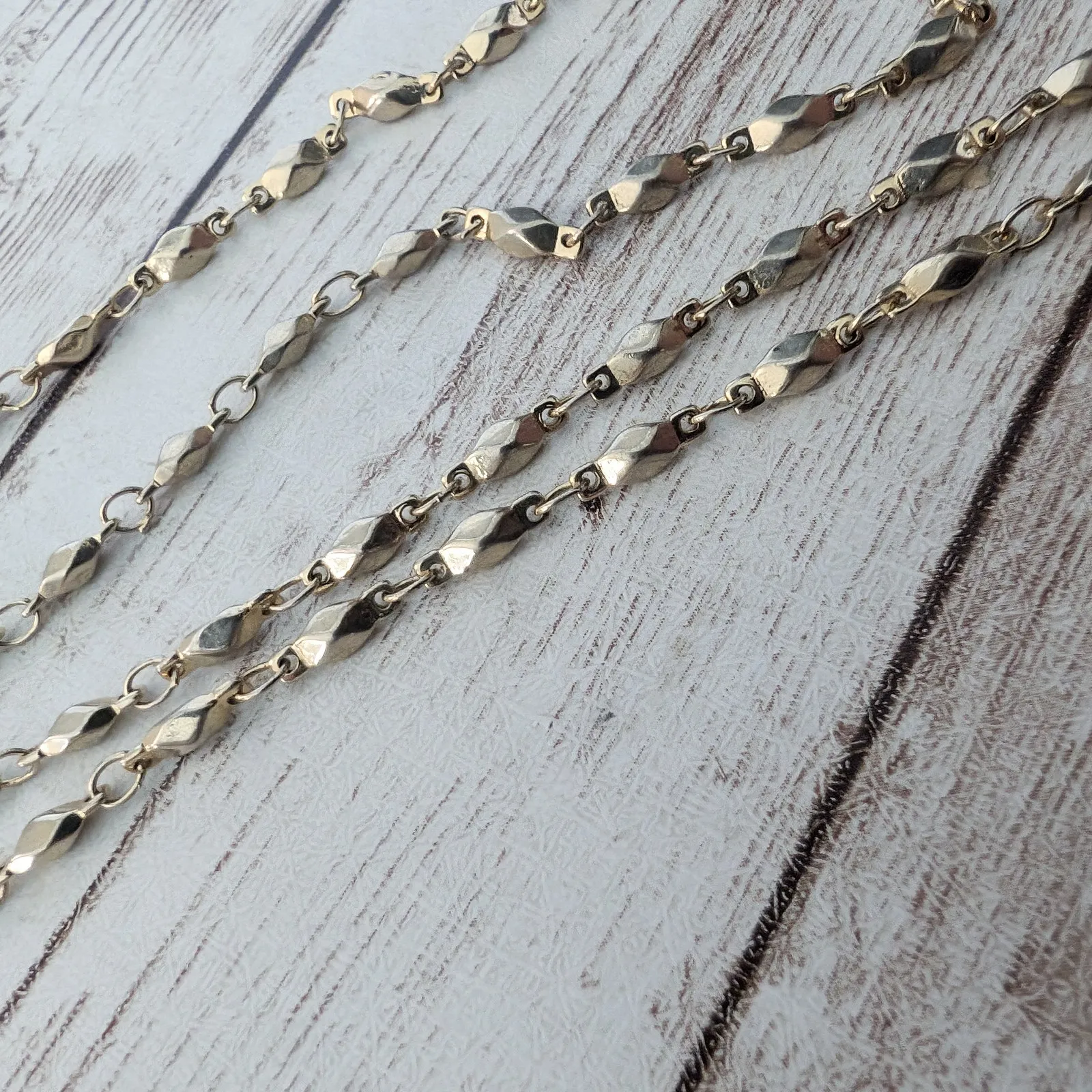 Vintage Necklace 30" Fancy Gold Tone - Image 3