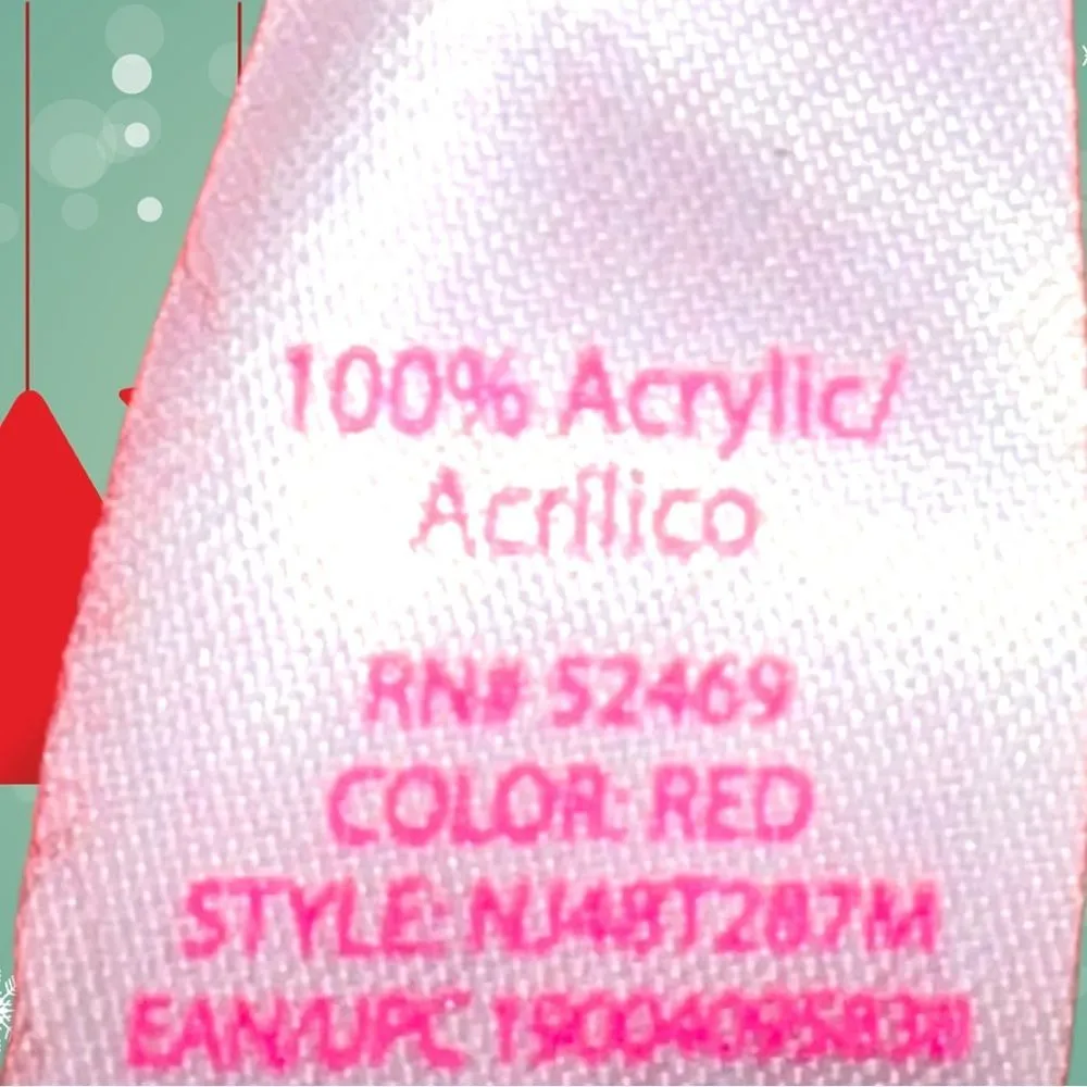 No boundaries cute red Christmas sweater! - Image 9