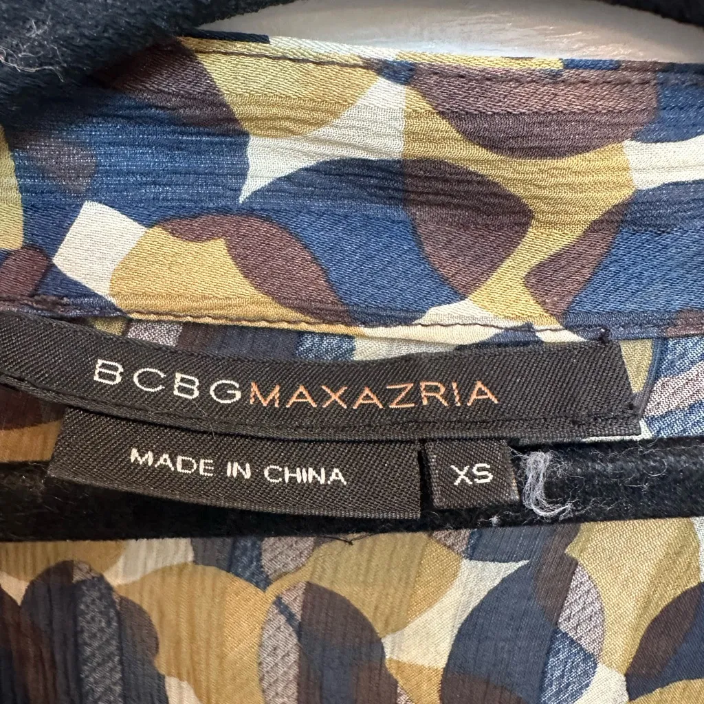 BCBGMAXAZRIA Y2K 100% Silk Semi Sheer Watercolor Art To Wear Blouse Size XS - Image 10