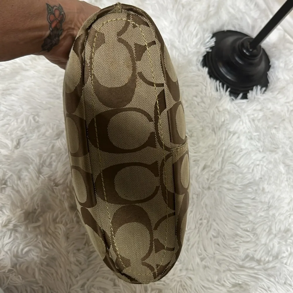 Coach F13359 Tan Leather Cloth Signature-C Shoulder Handbag - Image 5