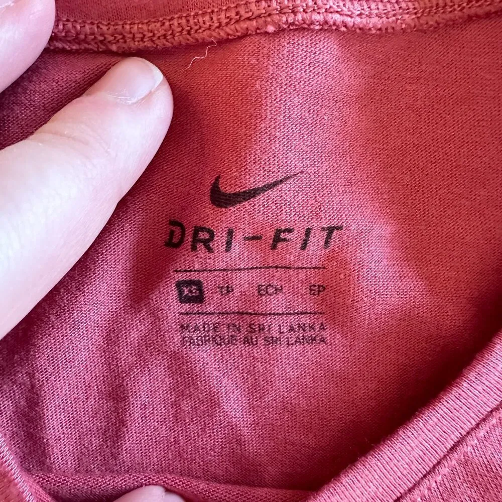 Nike Dri-Fit Pink Scalloped Trim Delicate Casual Workout Loungewear Tank Size XS - Image 4