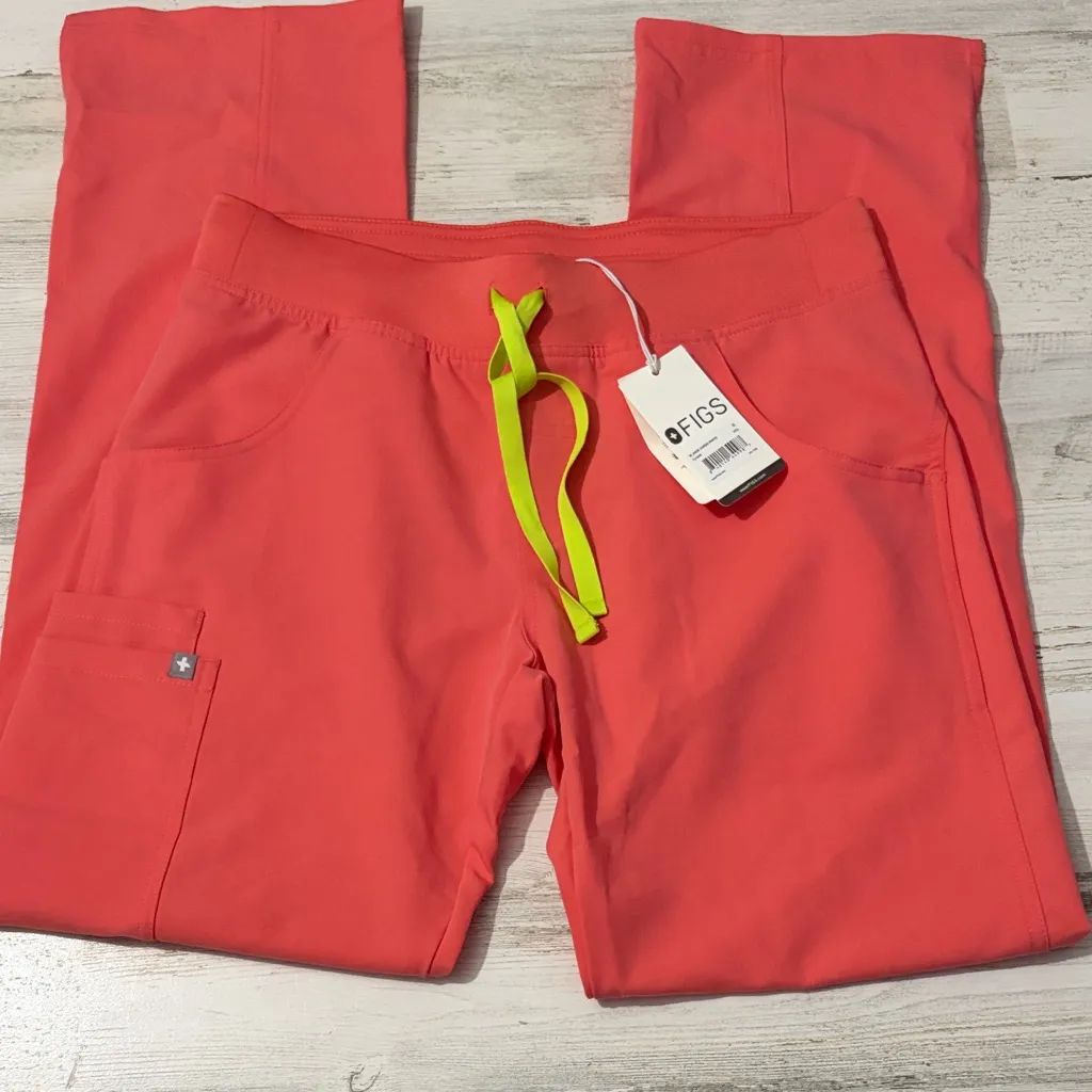 Figs Scrub Set Kade Cargo. Casma Three Pocket Top Pulmonary Pink NWT - Image 6