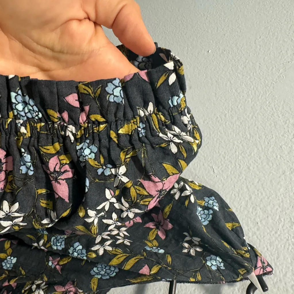 NWT a.n.a top - Image 6