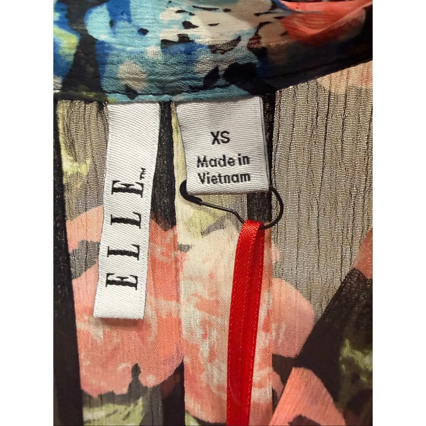 ELLE Sheer Floral Print Blouse Sz XS NWT - Image 3