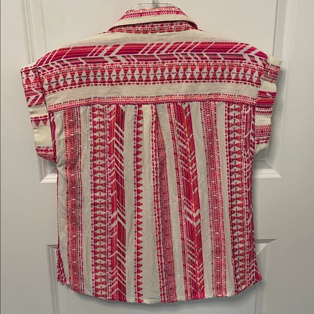 En Crème Embroidered Pink Button Down Shirt Size undefined - Image 2