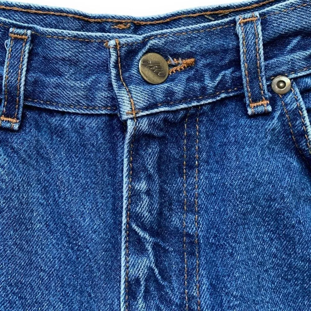 Vintage Chic Cutoff Jean Shorts Baggy Medium Wash High Waisted Mom Frayed Denim Blue Size 14 - Image 6