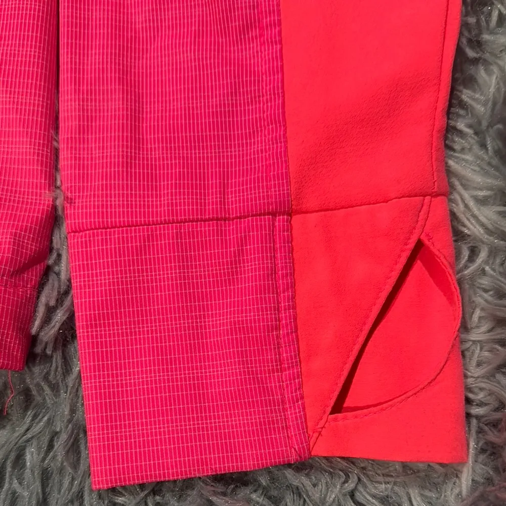 Avalanche Pink Ski Jacket with High Collar and Full-Length Zipper - Image 8